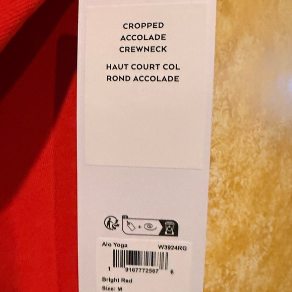 ALO bright red cropped sweatshirt - Picture 5 of 5